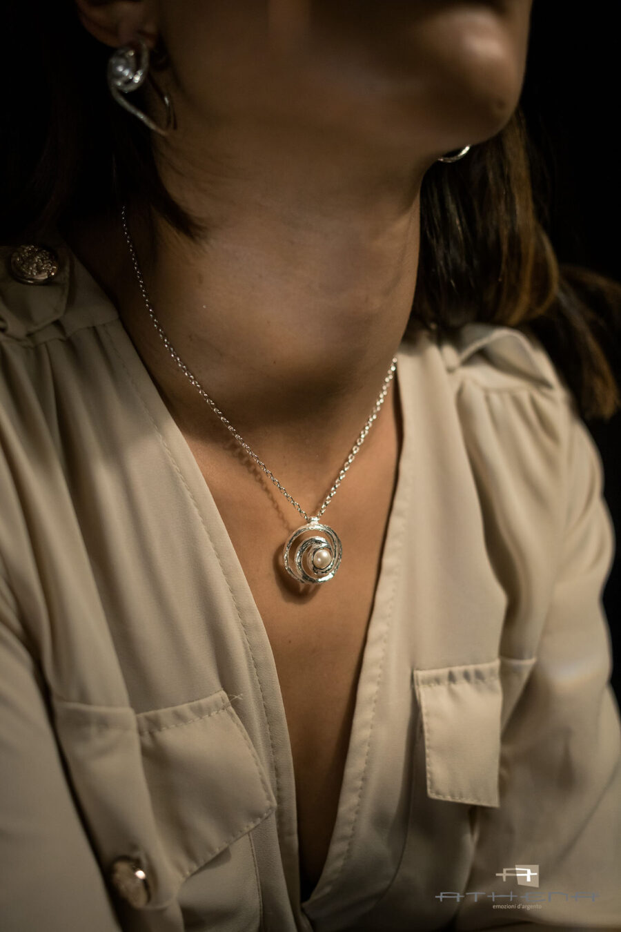 Eos - collana in argento naturale e perla - immagine 2