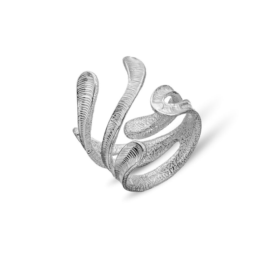 Nerea - anello in argento naturale